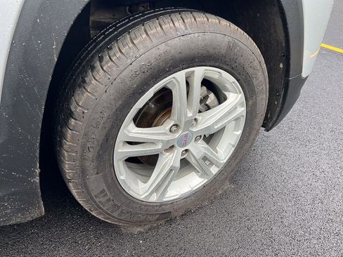 Used 2019 GMC Terrain SLE w/ Driver Convenience Package image 7