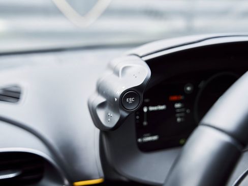 Used 2023 McLaren Artura image 54