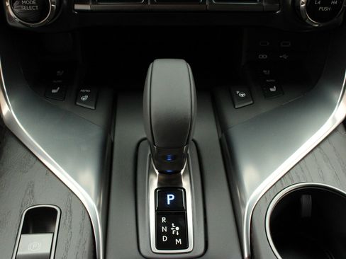 Used 2026 Lexus LX 700h Luxury w/ Appearance Package image 19