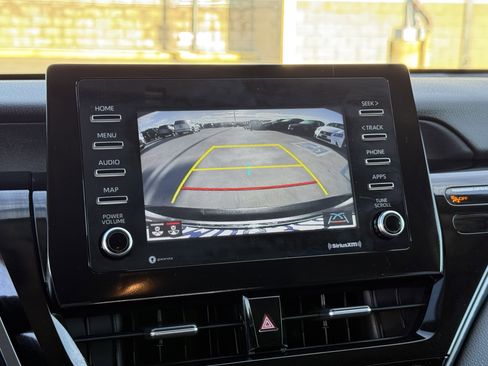 Used 2024 Toyota Camry SE image 25