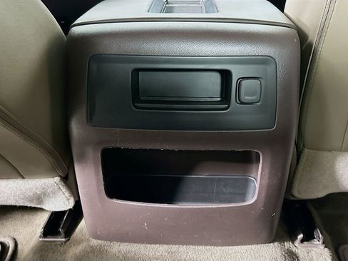 Used 2018 GMC Sierra 1500 SLT w/ Enhanced Driver Alert Package RWD image 30
