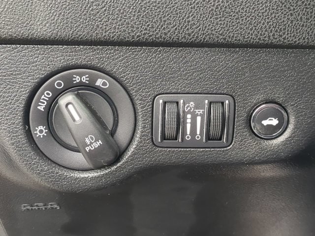 Used 2022 Dodge Charger SXT AWD/4WD image 22