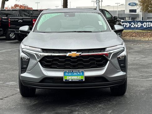 New 2026 Chevrolet Trax LS w/ LS Convenience Package image 8