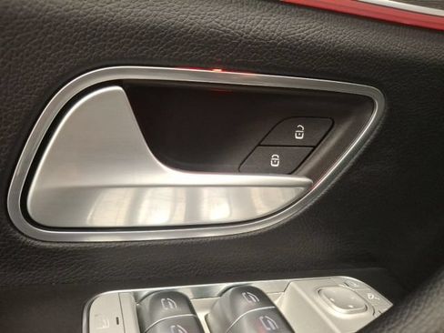Used 2025 Mercedes-Benz GLE 350 4MATIC image 15