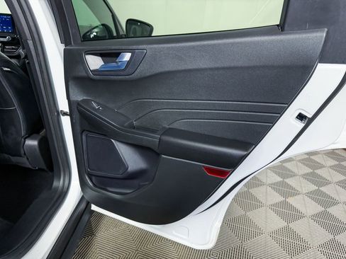 Used 2023 Ford Escape ST-Line image 46