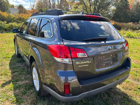 Used 2013 Subaru Outback 2.5i Limited image 7