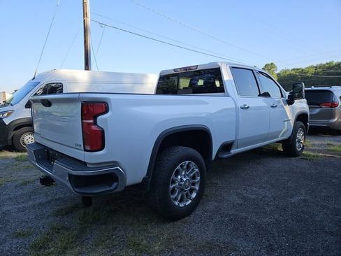 Used 2024 Chevrolet Silverado 2500 LTZ w/ LTZ Plus Package AWD/4WD image 6