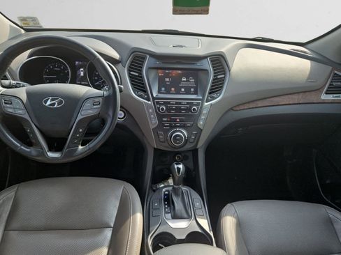 Used 2017 Hyundai Santa Fe Limited w/ Cargo Package image 10