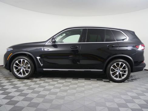 Certified 2025 BMW X5 xDrive40i w/ Premium Package image 6