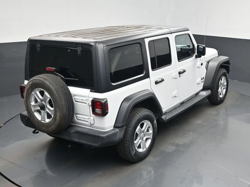 Used 2020 Jeep Wrangler Unlimited Sport S image 40