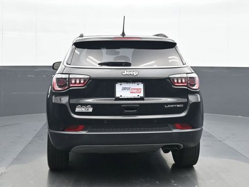 Used 2022 Jeep Compass Limited image 5