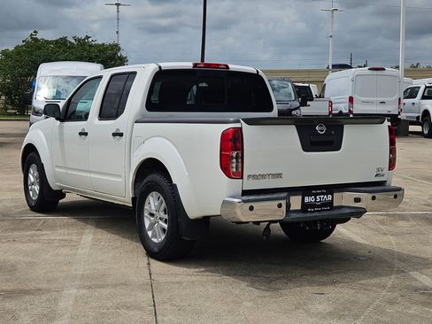 Used 2019 Nissan Frontier SV w/ Value Truck Package RWD image 6