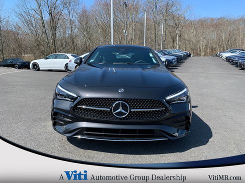 Used 2025 Mercedes-Benz CLE 300 4MATIC Coupe image 3