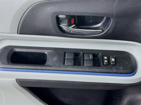 Used 2013 Toyota Prius C Two FWD image 14