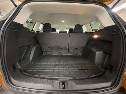 Used 2016 Ford Escape SE w/ Equipment Group 201A image 23