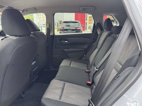 Certified 2026 Nissan Rogue SV AWD/4WD image 12