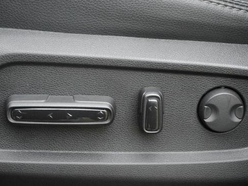 Used 2025 Honda Pilot Touring image 27