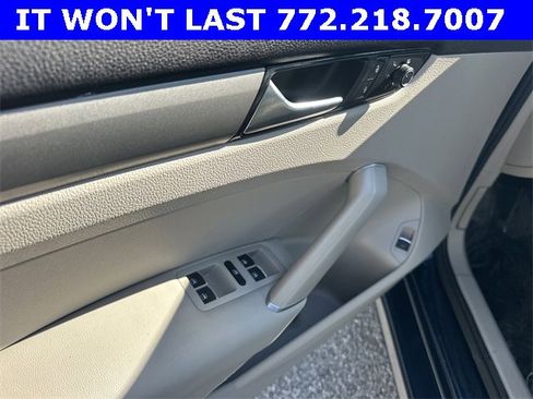 Certified 2022 Volkswagen Passat 2.0T SE image 14