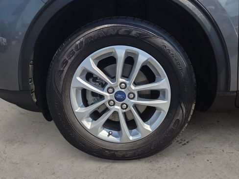 Used 2021 Ford Escape SE image 14