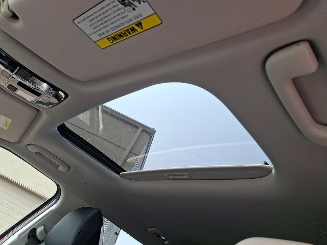 Certified 2025 Hyundai Santa Fe XRT AWD/4WD image 11