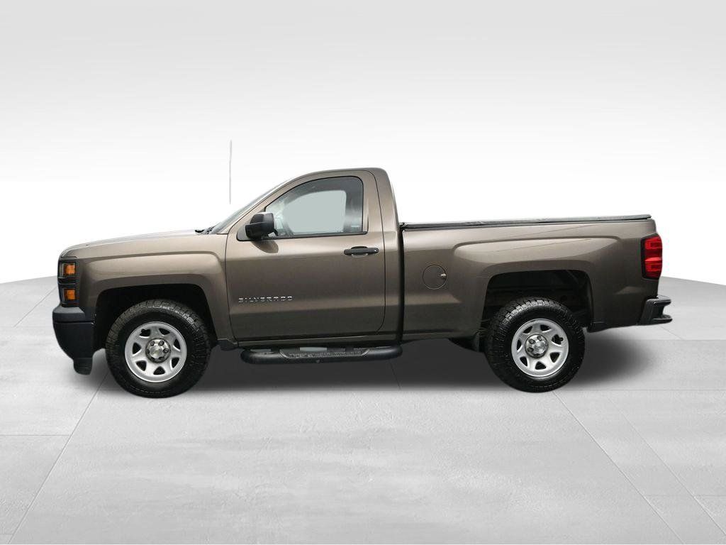 Used 2014 Chevrolet Silverado 1500 W/T RWD image 2