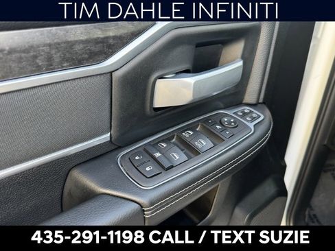 Used 2024 RAM 3500 Big Horn w/ Sport Appearance Package image 9