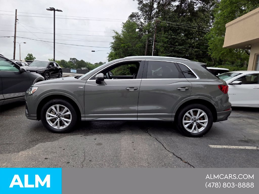Used 2025 Audi Q3 2.0T Premium AWD/4WD image 2