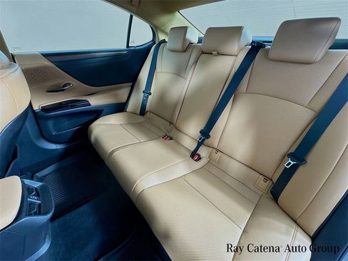 Certified 2023 Lexus ES 350 w/ Premium Package image 26