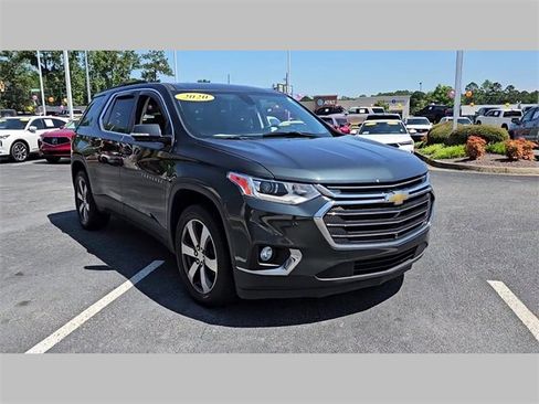 Used 2020 Chevrolet Traverse LT w/ LT Premium Package image 49
