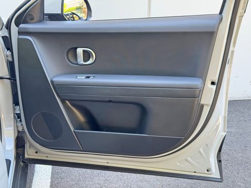 Used 2024 Hyundai Ioniq 5 SEL RWD image 42