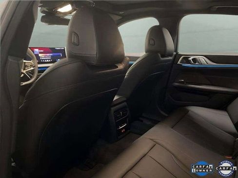 Used 2025 BMW i4 xDrive40i image 22