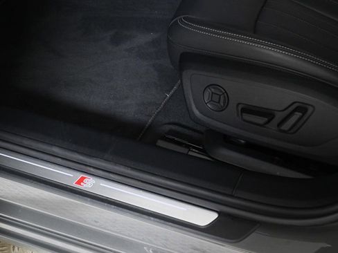 Certified 2025 Audi A6 3.0T Premium w/ Black Optic Sport Package image 20