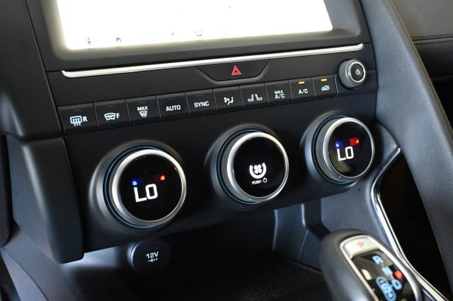 Used 2020 Jaguar E-PACE SE AWD/4WD image 34