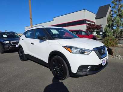 Used 2018 Nissan Kicks S