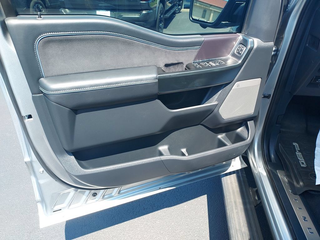 Used 2024 Ford F150 Platinum AWD/4WD image 12