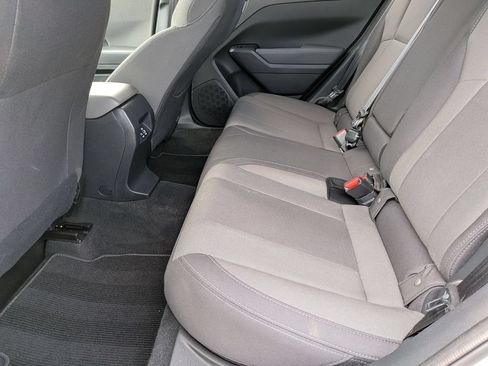 Used 2025 Subaru Crosstrek 2.5i Premium AWD/4WD image 27