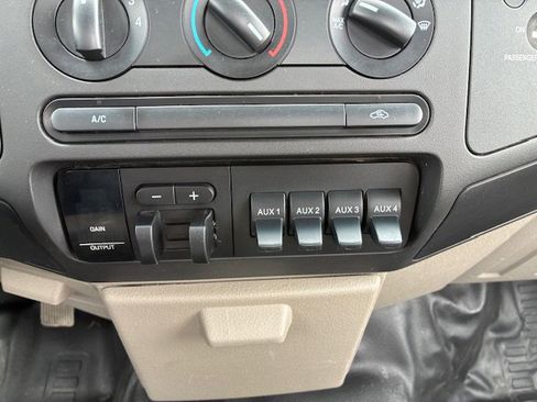 Used 2008 Ford F350 XL image 14