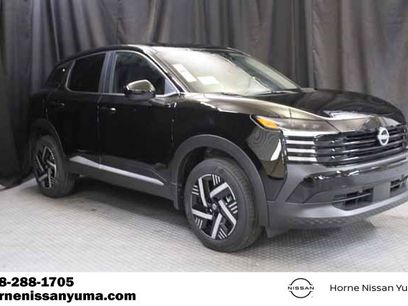 New 2025 Nissan Kicks SV