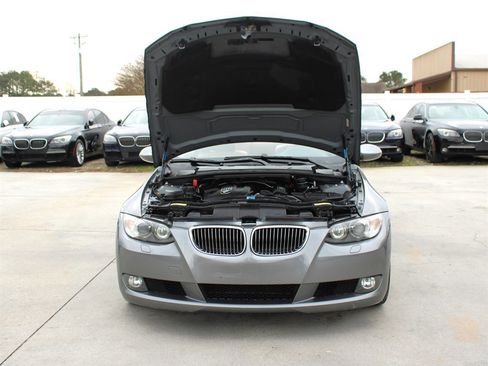 Used 2008 BMW 328i Convertible image 32