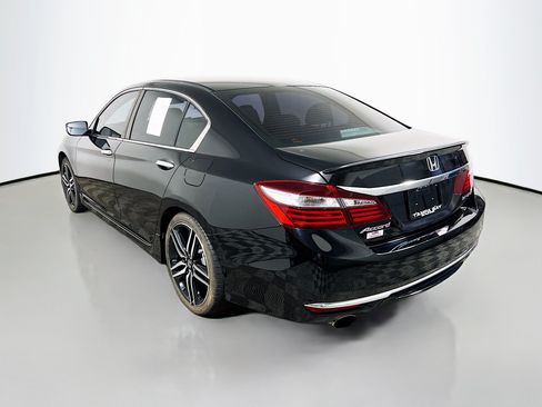 Used 2016 Honda Accord Sport image 8