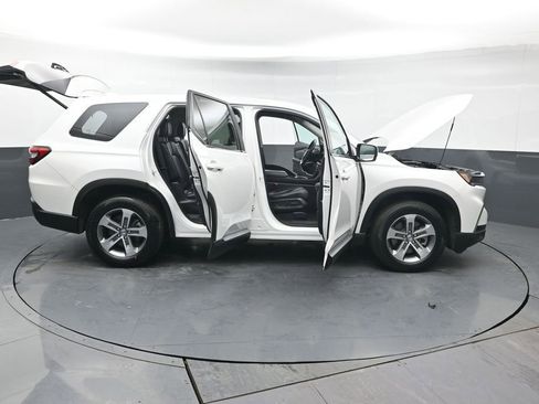 Certified 2023 Honda Pilot EX-L image 54