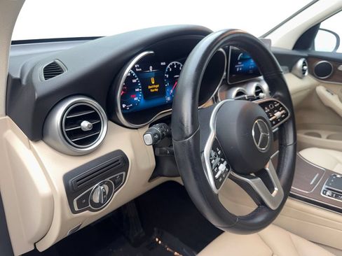 Used 2022 Mercedes-Benz GLC 300 w/ Premium Package Lite image 47