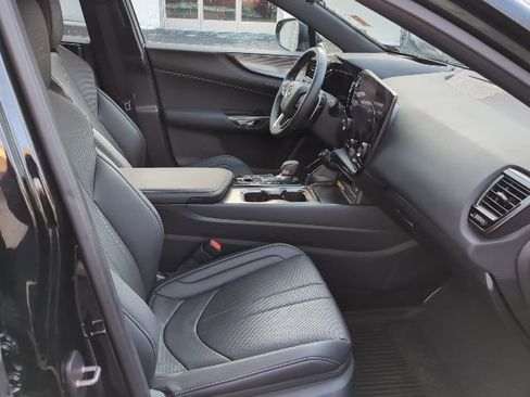 Certified 2025 Lexus NX 450h+ F Sport w/ Accessory Package (2T) image 28