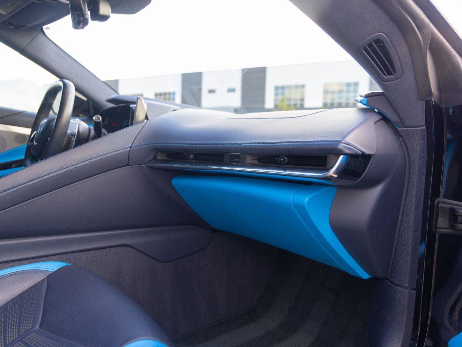 Used 2020 Chevrolet Corvette Stingray Premium Cpe w/ 3LT Preferred Equipment Group RWD image 37