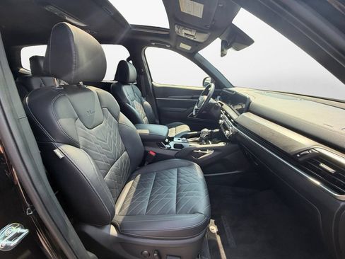 Used 2025 Kia Telluride EX X-Line AWD/4WD image 10