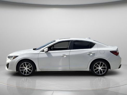 Used 2021 Acura ILX w/ Premium Package FWD image 4