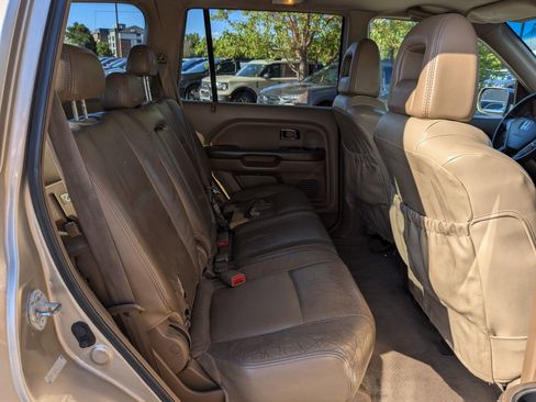 Used 2005 Honda Pilot EX-L image 30