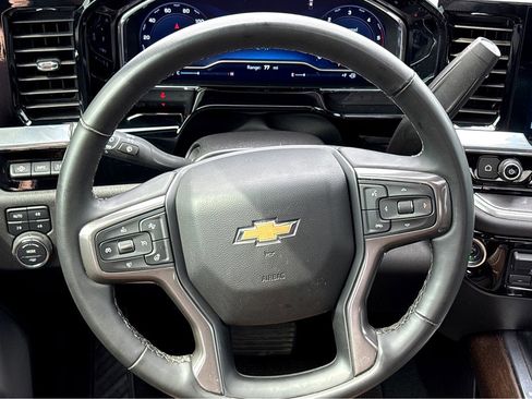Used 2025 Chevrolet Silverado 2500 High Country w/ Technology Package AWD/4WD image 14