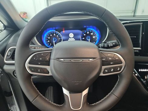 New 2027 Chrysler Pacifica LX FWD image 21