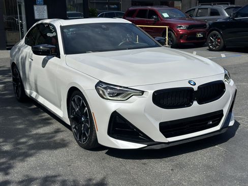 Used 2025 BMW M240i Coupe RWD image 6
